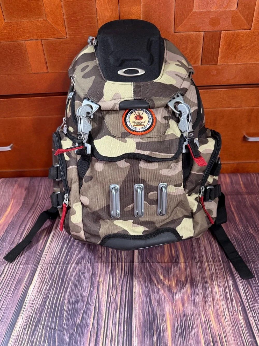 OAKLEY KITCHEN SINK BACKPACK Green Camo Tactical Field Gear Day Pack Bag